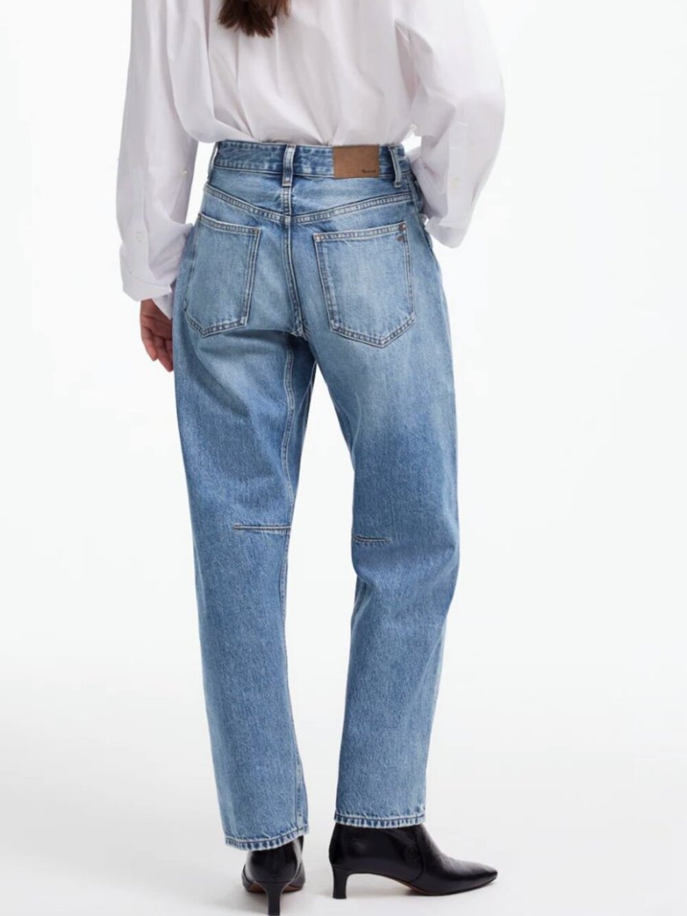 Madewell The Darted Barrel-Leg Jean - Picture 4 of 4